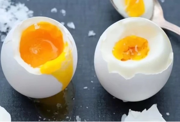 Tin can biet cho nguoi thich an trung moi ngay hinh anh