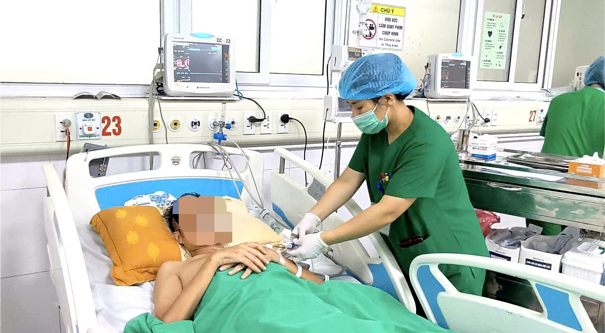 Whitmore ảnh 1 Whitmore anh 1