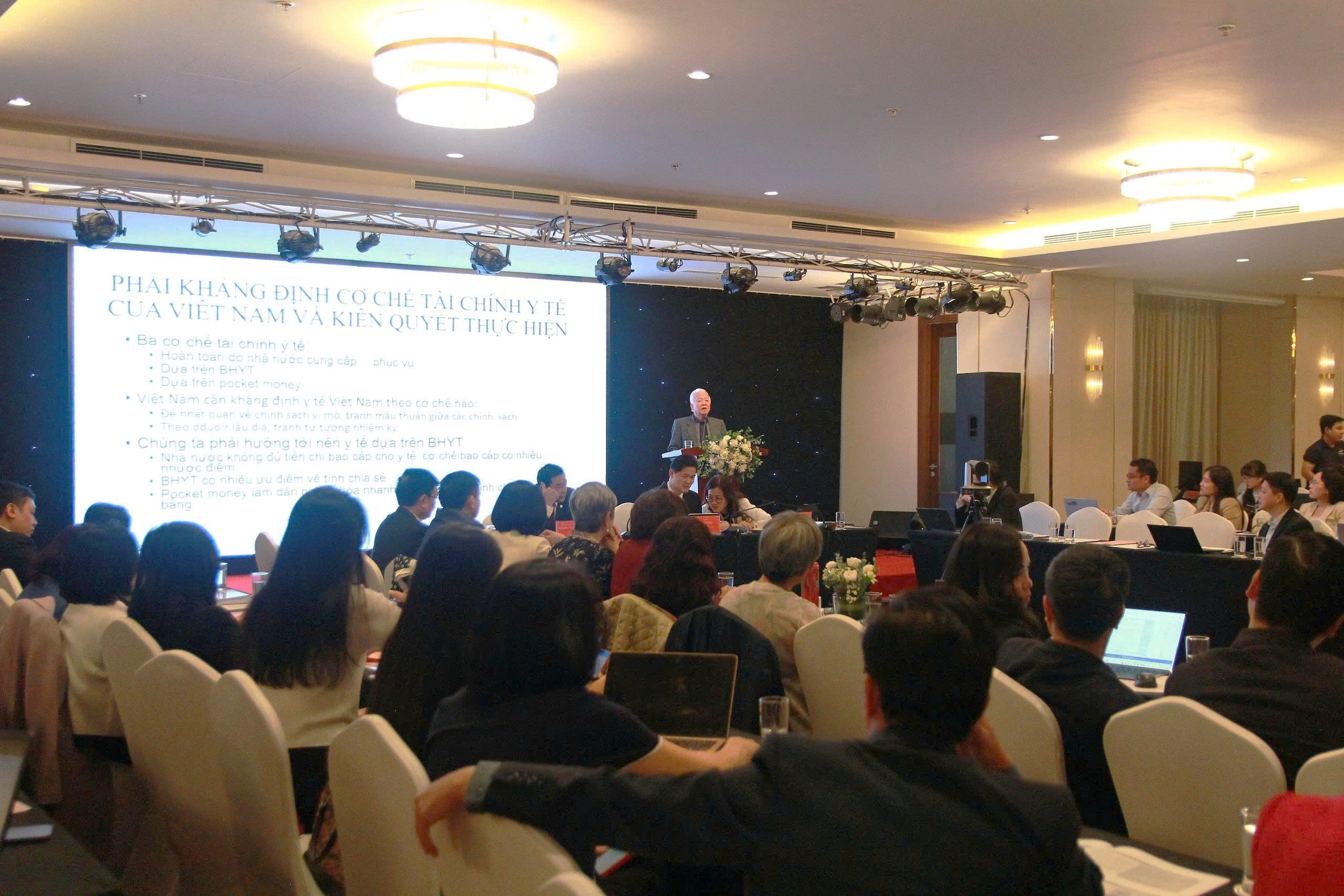 miễn viện phí ảnh 2 mien vien phi anh 2