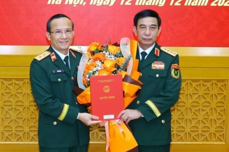 Giam doc Benh vien TWQD 108 duoc thang quan ham Trung tuong hinh anh