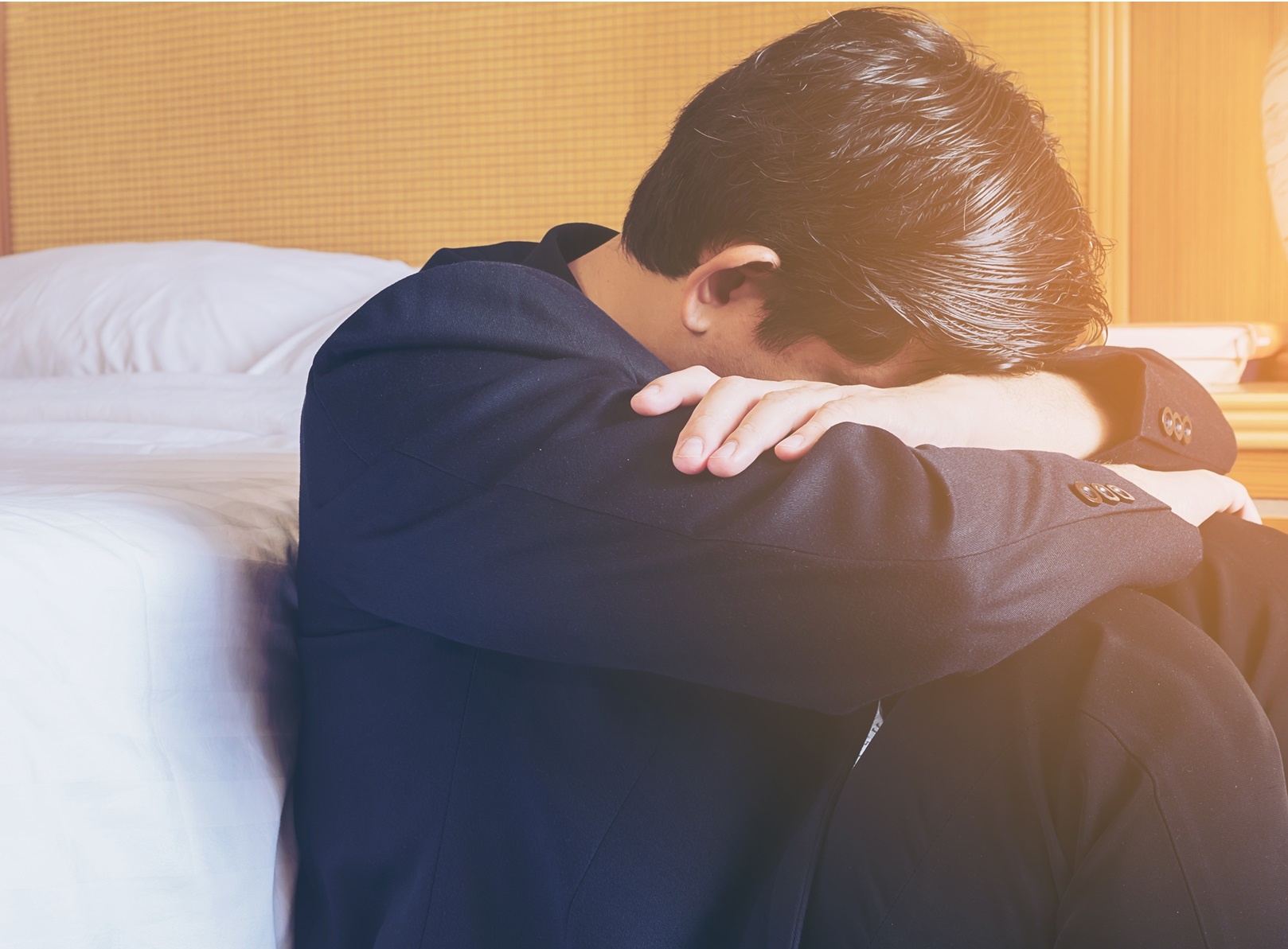 3 thang, 20 ban tinh va cai gia cua loi song tinh duc 'coi mo' hinh anh