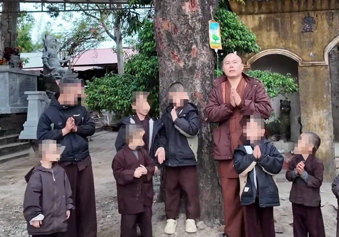 Bo Y te yeu cau lam ro viec nuoi duong tre em tai chua Cam La hinh anh