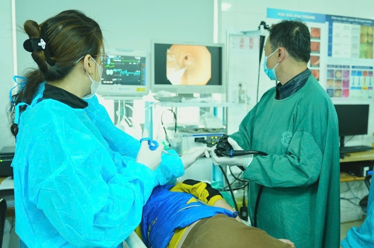 So hai vi phai noi soi: Bac si chi ra 3 dieu can luu y hinh anh