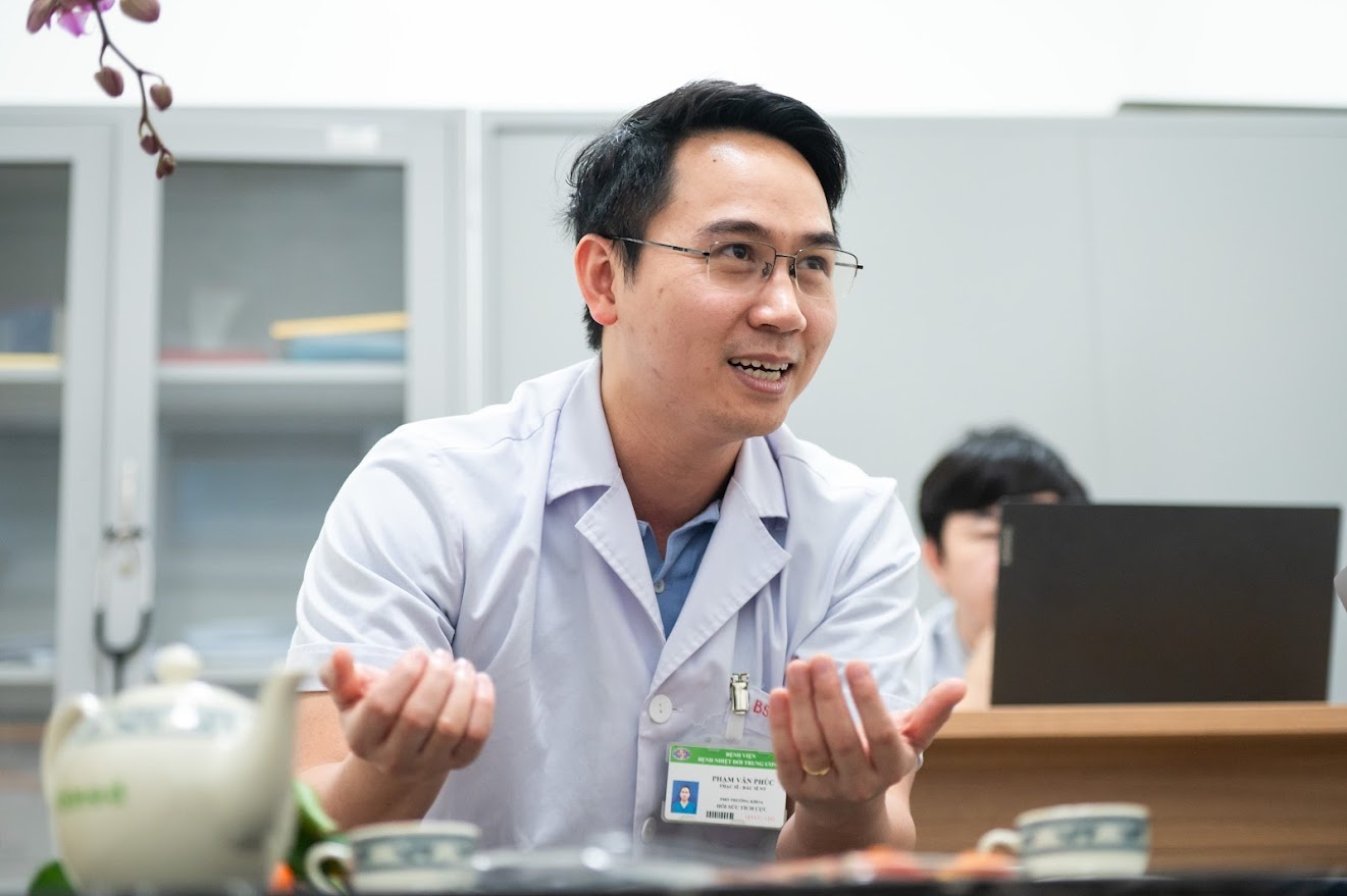 Tet o noi khac nghiet nhat benh vien hinh anh