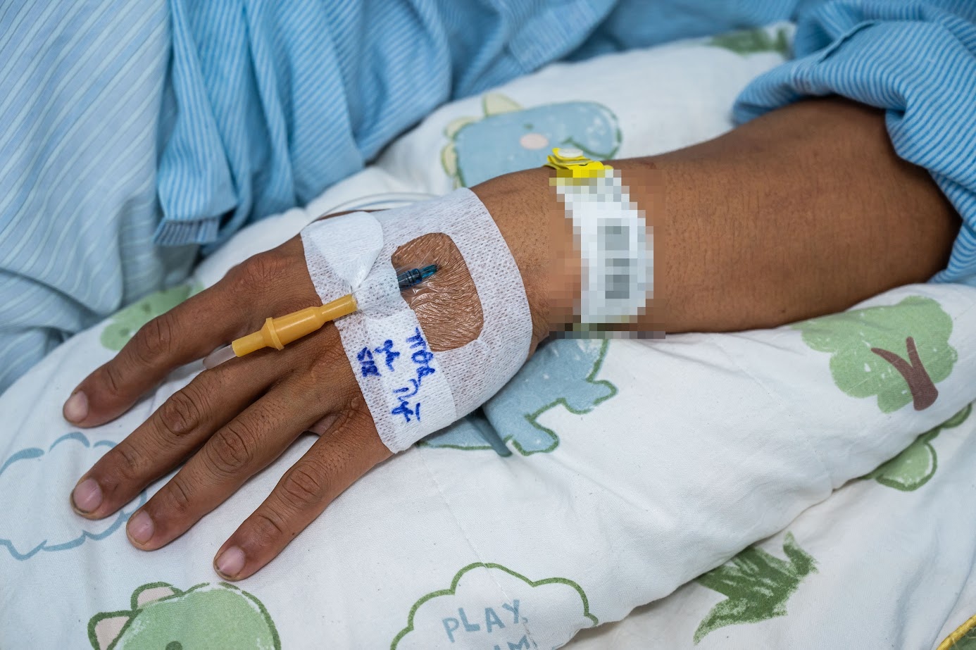 Nguoi dan ong 36 tuoi dot quy sau cuoc nhau hinh anh