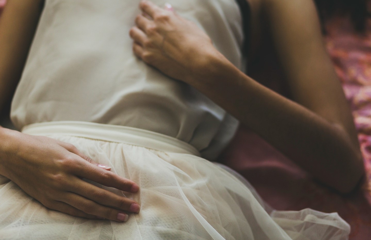 Dau hieu benh lau o nam gioi va nu gioi hinh anh