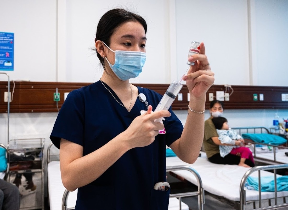 De xuat boi thuong toi 100 trieu dong neu gap tai bien sau tiem chung hinh anh