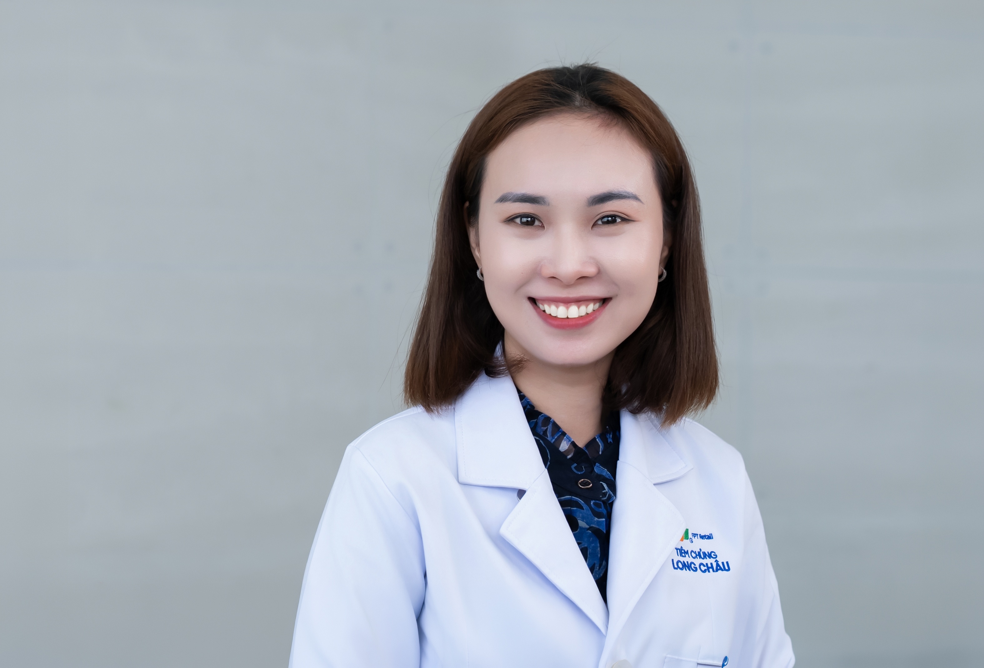 Tay ch&acirc;n miệng ảnh 7
