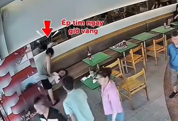 Bac si ep tim giua quan ca phe cuu nguoi dan ong ngung tuan hoan hinh anh