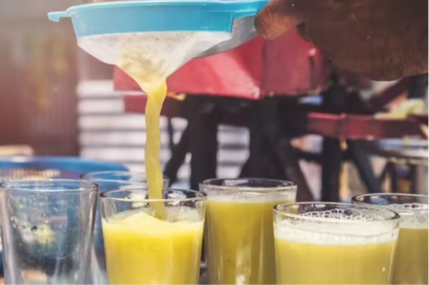 4 nhom nguoi nen han che uong nuoc mia mua nong hinh anh