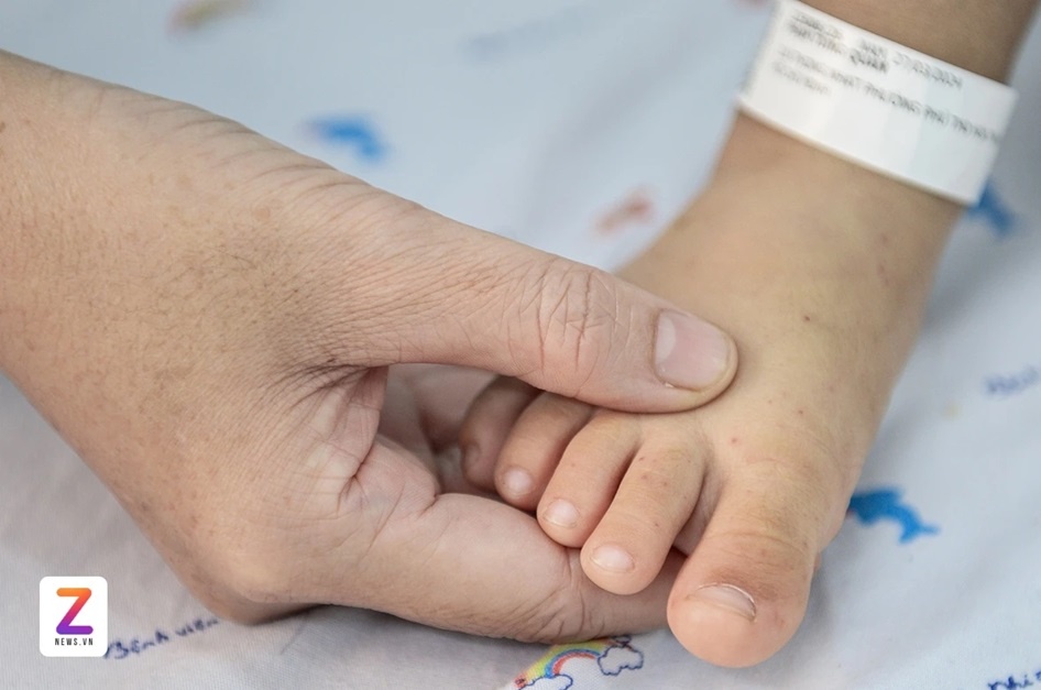 Tay chan mieng anh 2