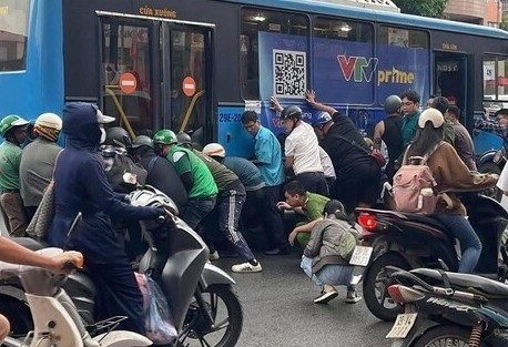 Tinh trang hien tai cua nan nhan vu chuc nguoi cung nang xe buyt hinh anh