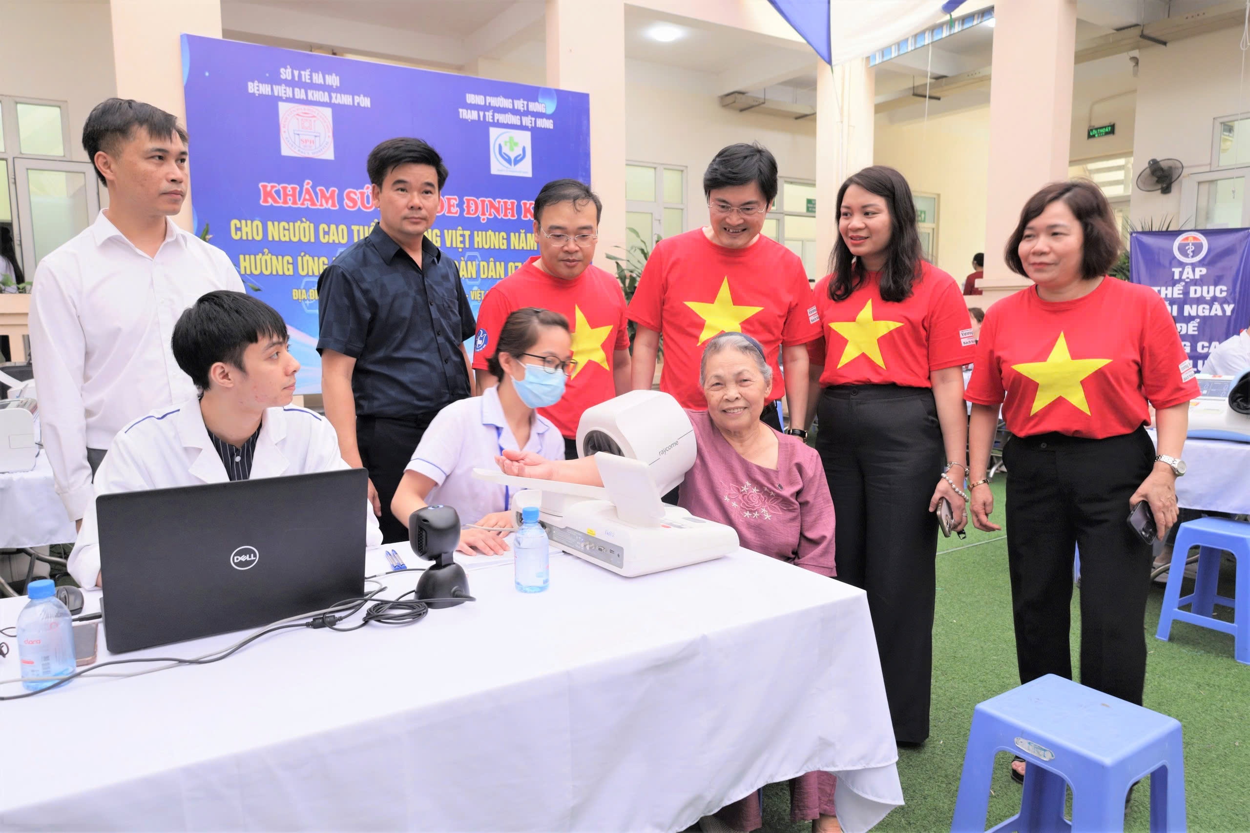 kham suc khoe anh 1