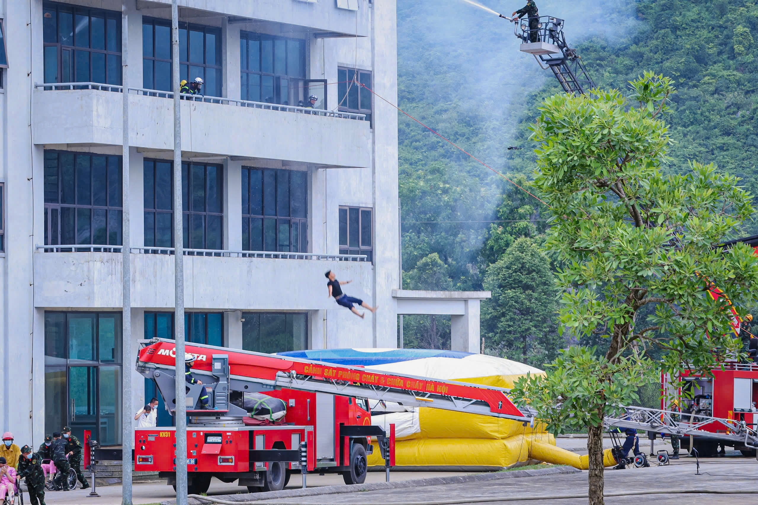 Diễn tập ảnh 5 Dien tap anh 5