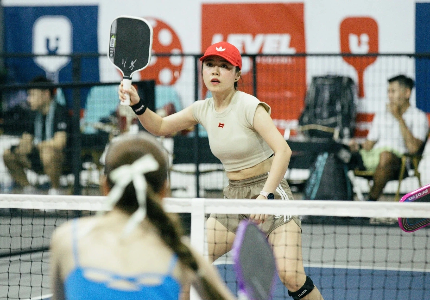 choi pickleball anh 2