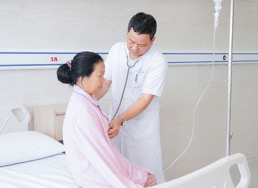 người phụ nữ ảnh 1