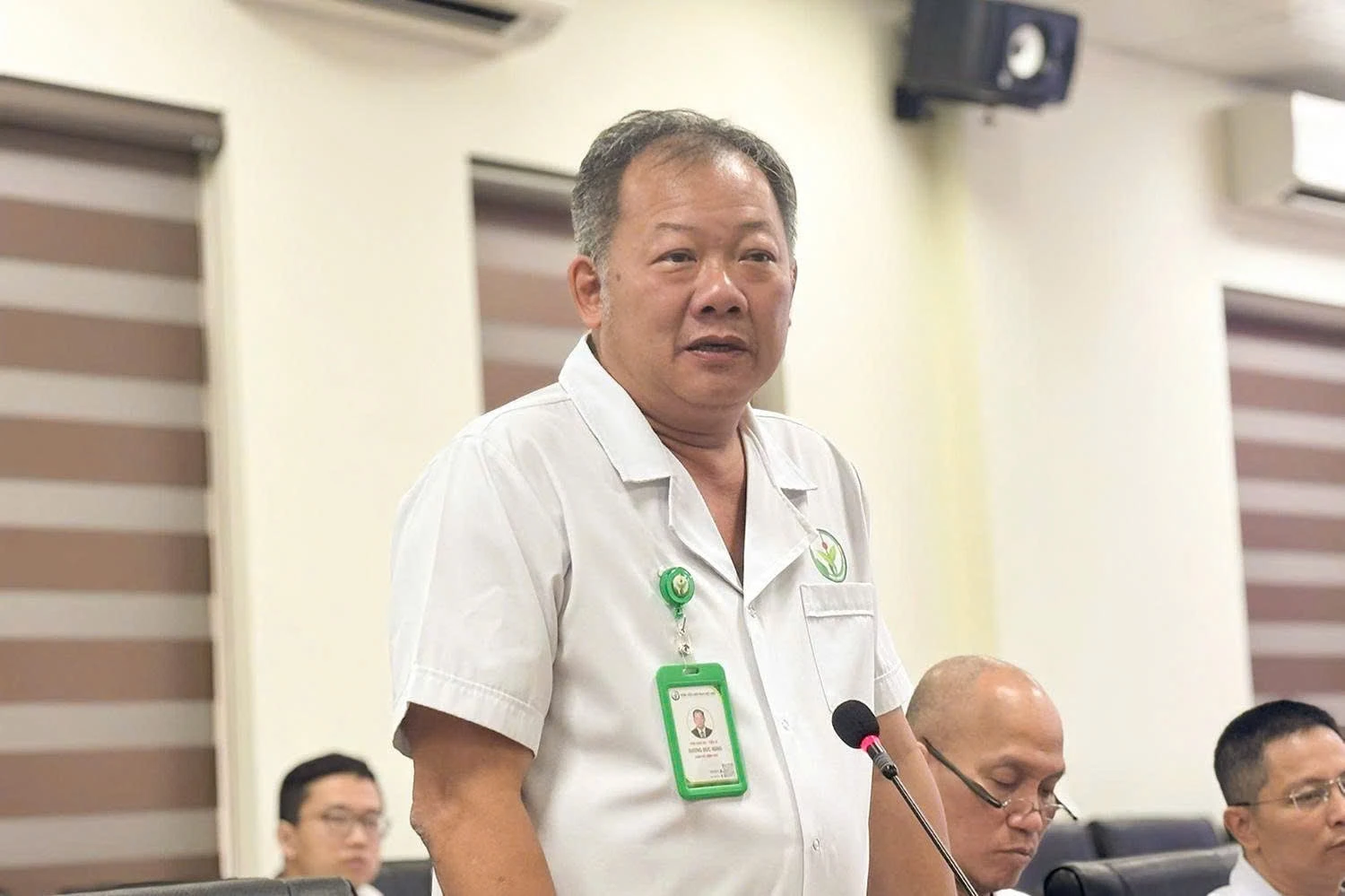 Gh&eacute;p dương vật ảnh 1