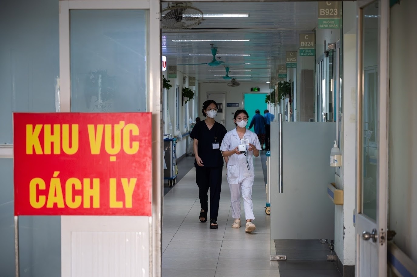 Hà Nội ghi nhận 268 ca Covid-19, thêm 10 ổ dịch sốt xuất huyết mới