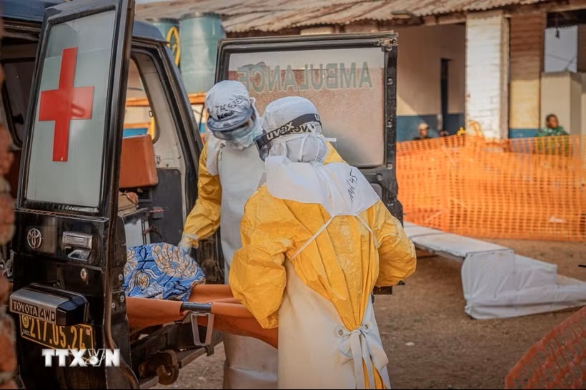 Congo ghi nhận hơn 300 trẻ em không qua khỏi do Ebola