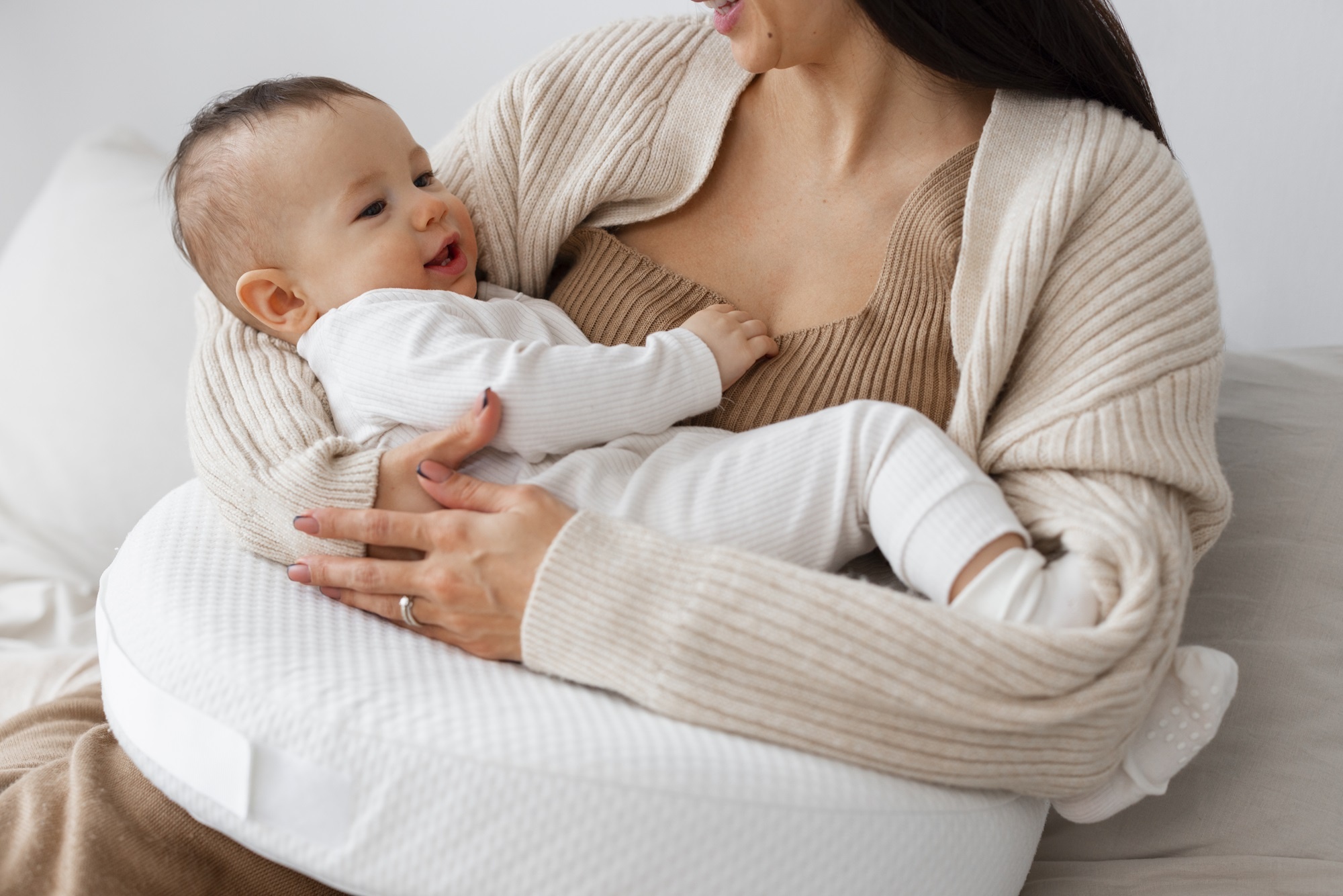 Đừng vội nghĩ mẹ thiếu sữa khi thấy điều này