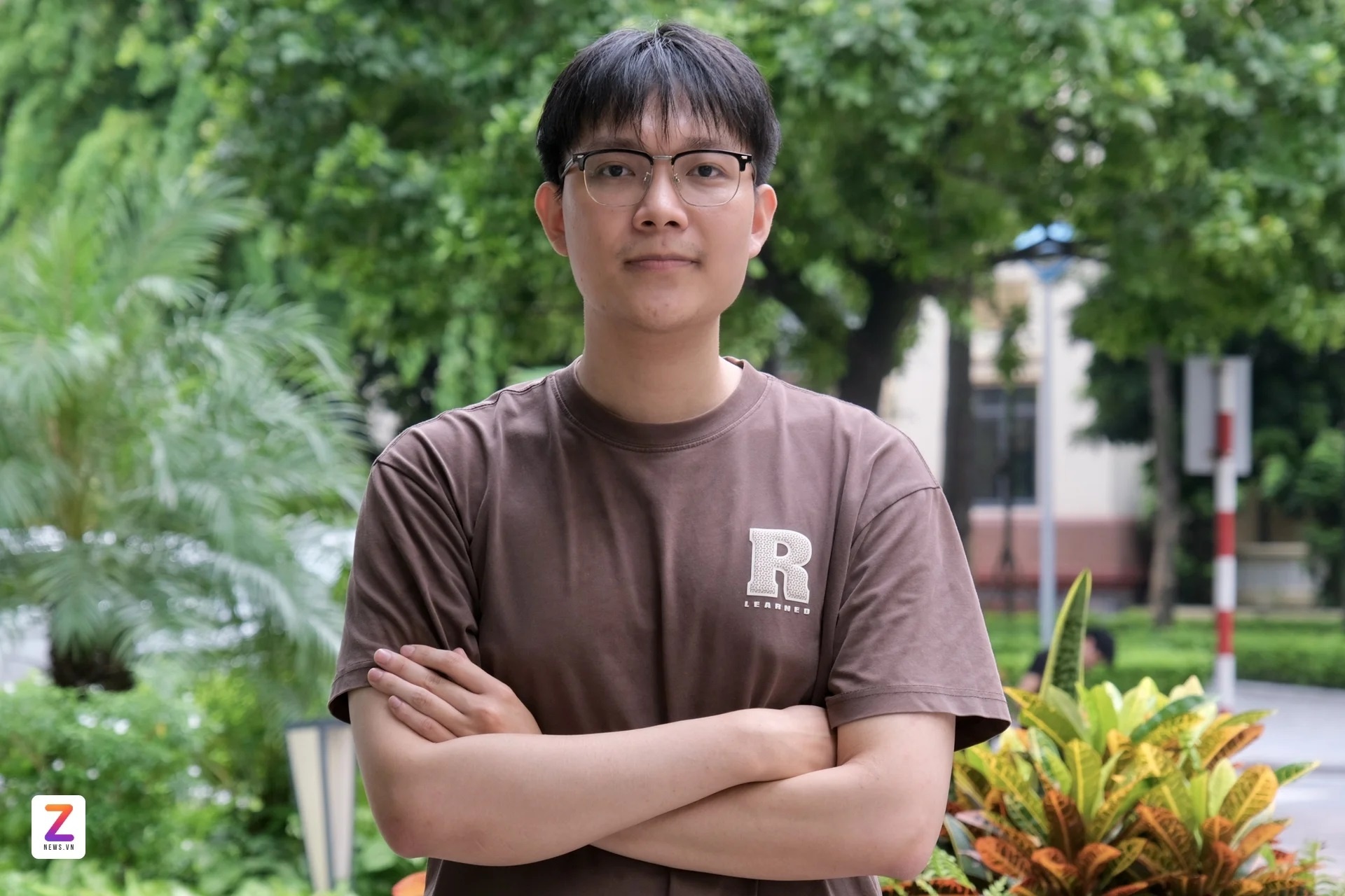 b&aacute;c sĩ nội tr&uacute; ảnh 2