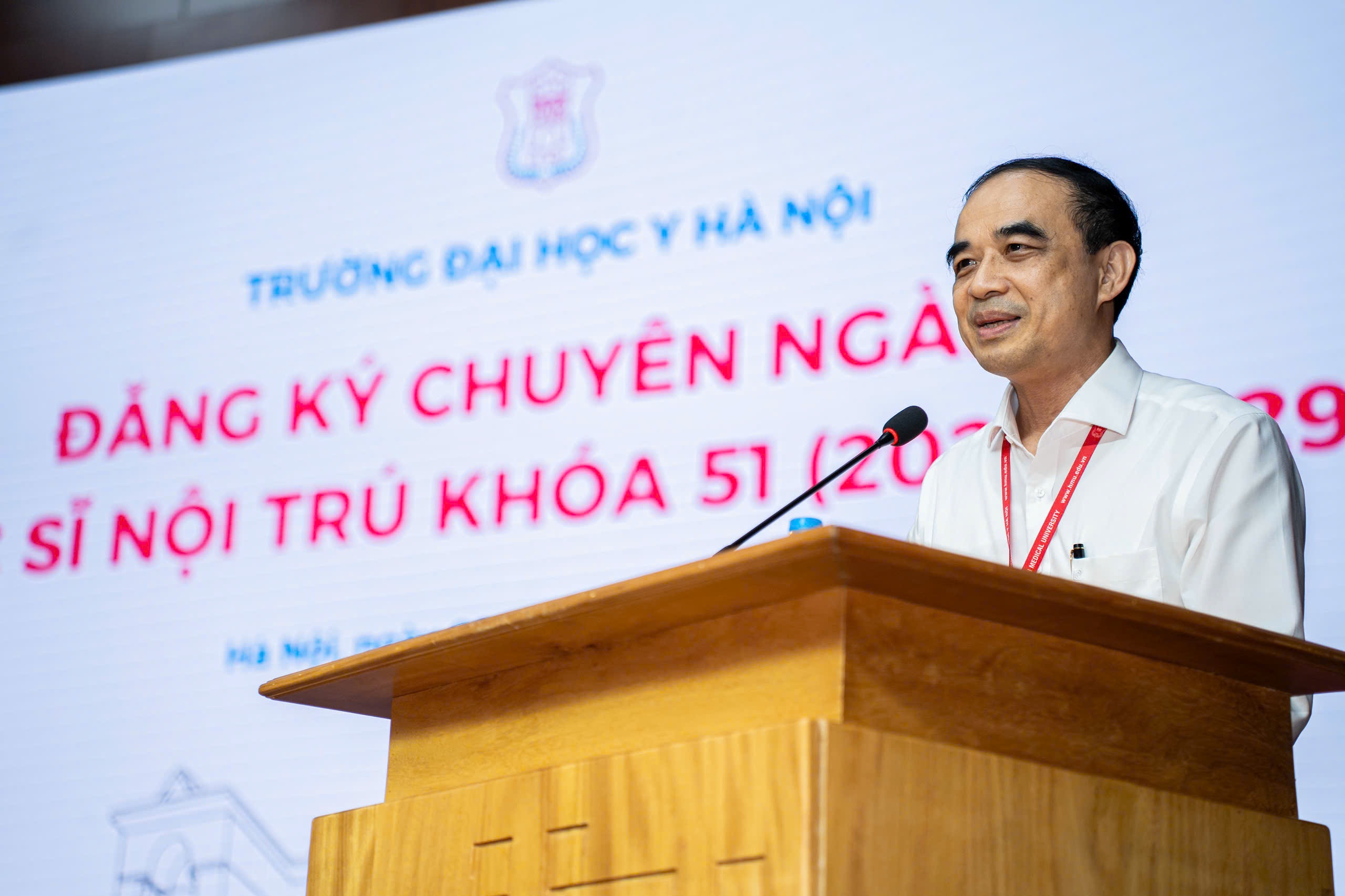 Hiệu trưởng ĐH Y Hà Nội nêu định nghĩa rõ nhất về bác sĩ nội trú