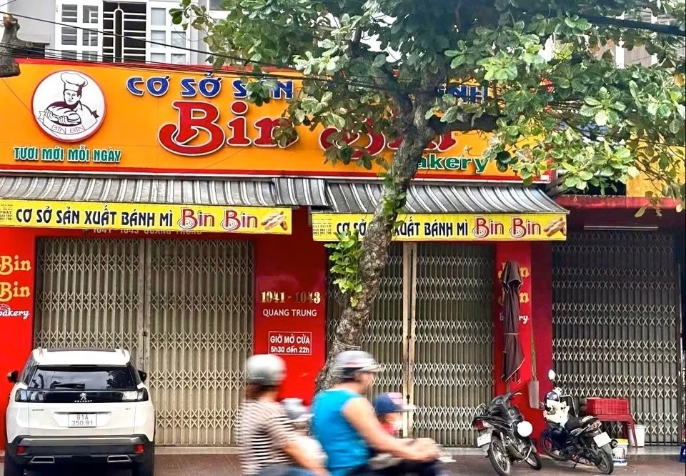 B&aacute;nh m&igrave; ảnh 1