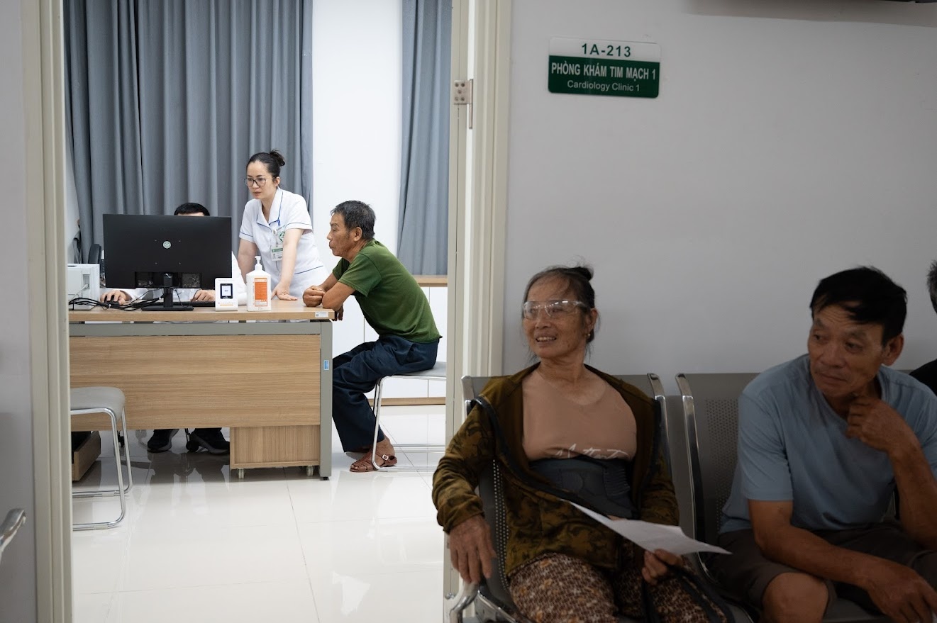 kh&aacute;m bệnh ảnh 2
