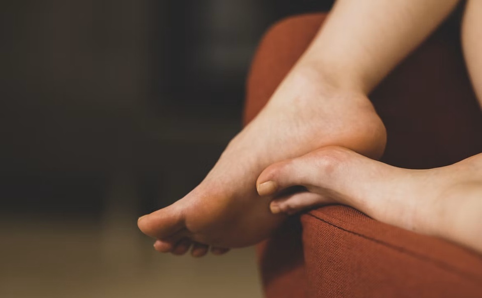 Chai chân, nốt ruồi ở bàn chân nói lên điều gì?