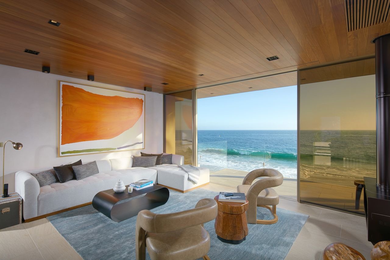 Can nha gia 43,5 trieu USD tai bai bien California hinh anh