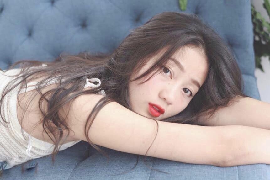 10X co doi mat cuoi, 'nguoi quen' cua lang mau lookbook Sai Gon hinh anh