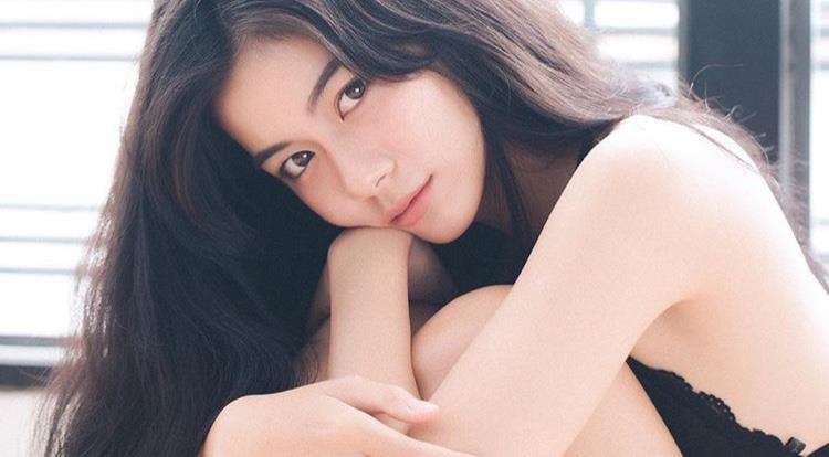 Dan mau anh the he moi cua lang lookbook hinh anh