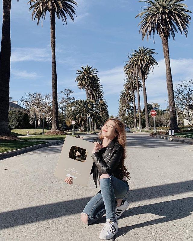 changmakeup nhan nut vang youtube anh 1