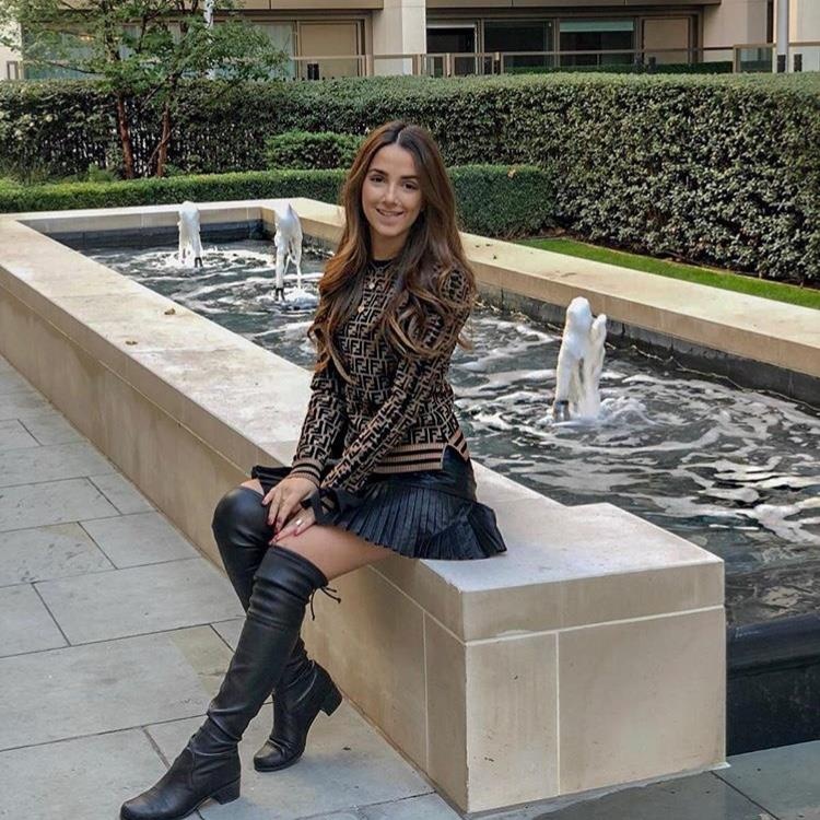 cap chi em rich kid viet anh 11