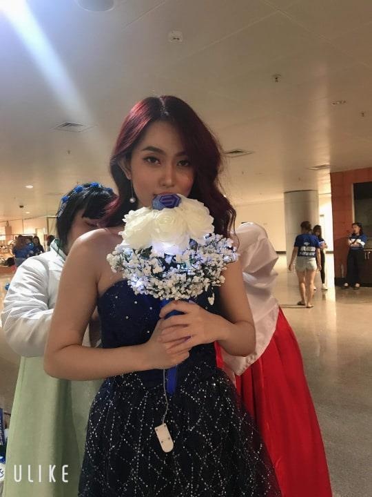 Fan mặc váy cưới đón Super Junior ảnh 5 Fan mac vay cuoi don Super Junior anh 5