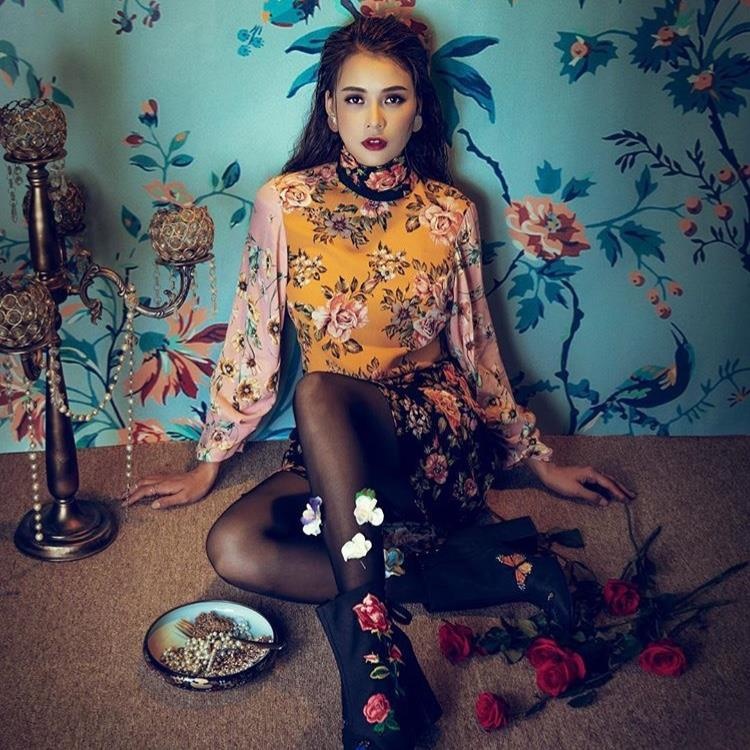 Hot girl doi dau Sai Gon anh 10