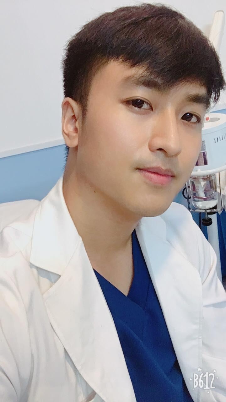 hottraii boy truong y TPHCM anh 6