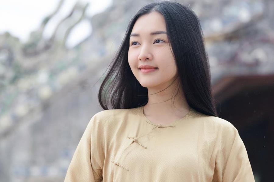 nguoi dep xu Hue anh 1