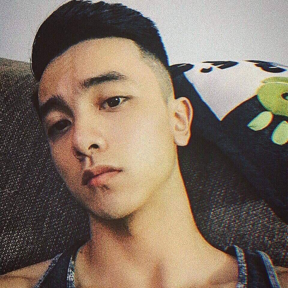 nam sinh so huu than hinh 6 mui anh 9