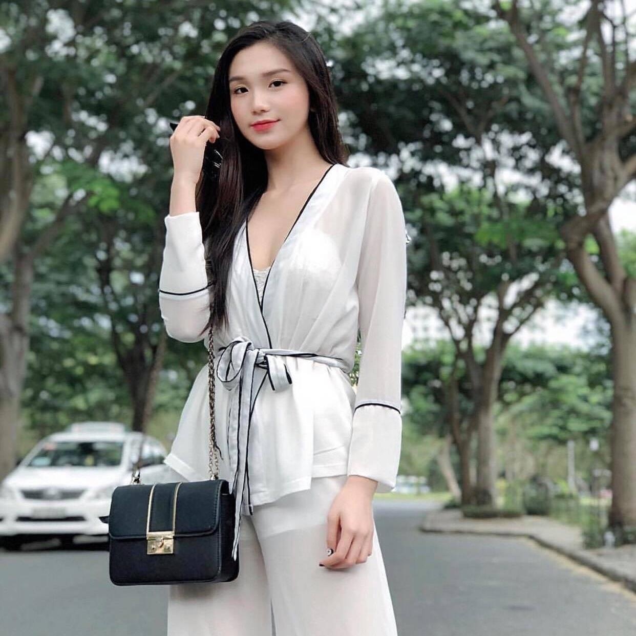 hot girl truong marie curie anh 7