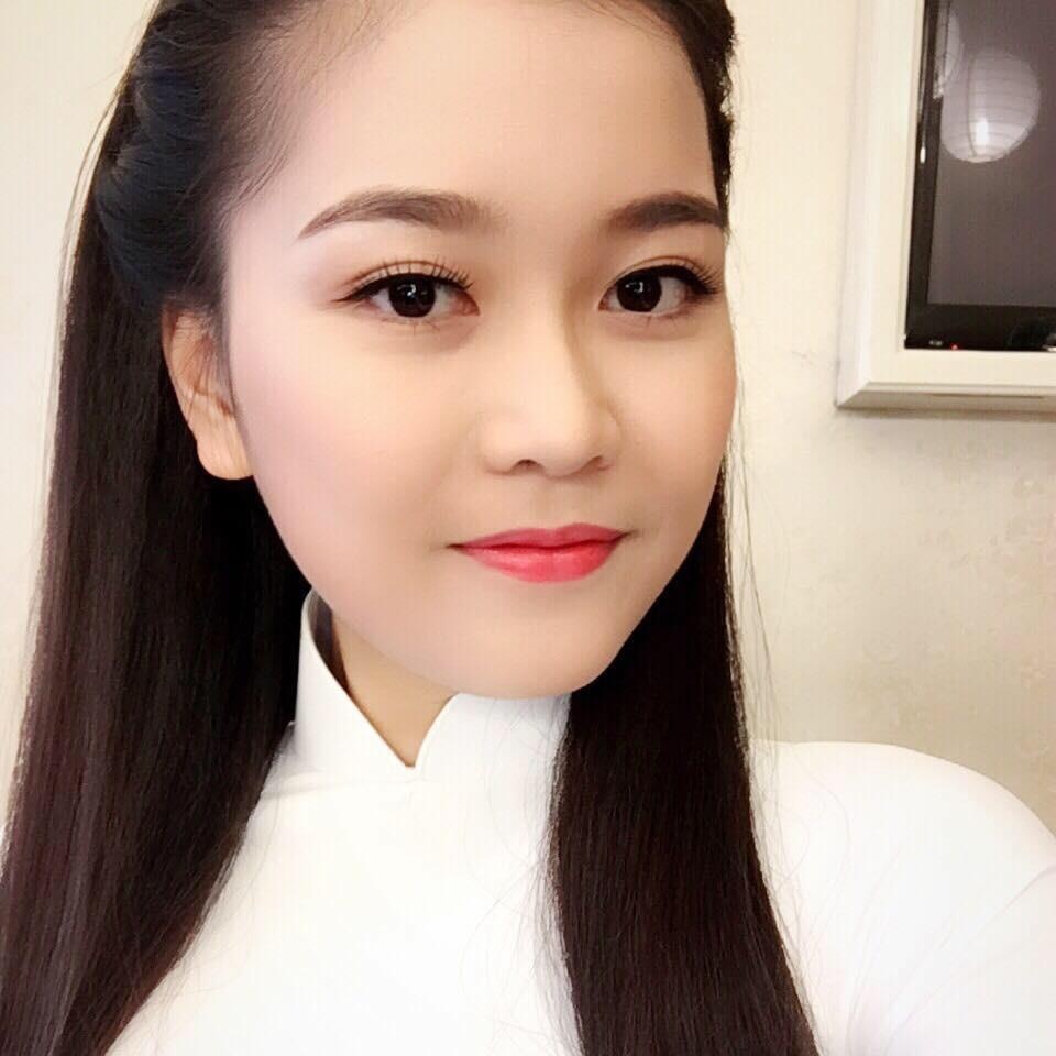 hot girl truong quoc hoc hue anh 12