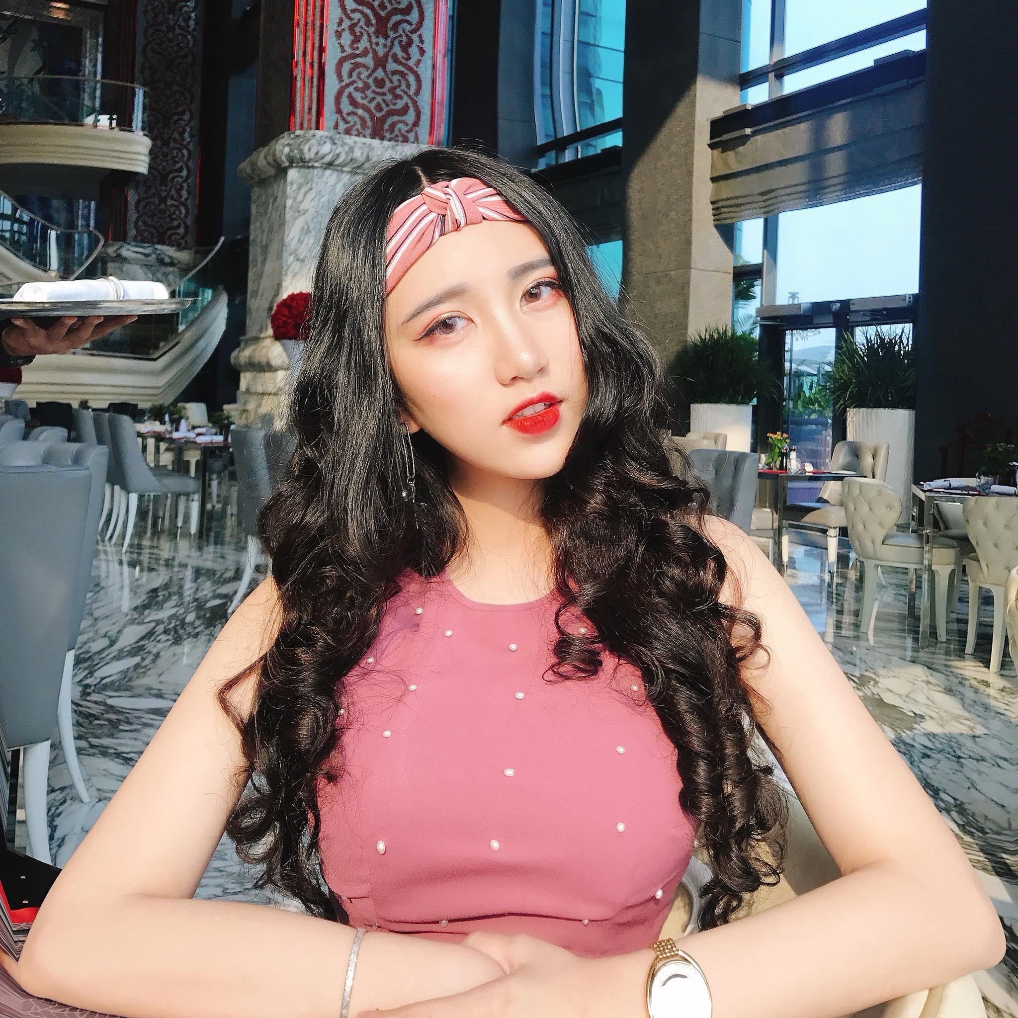 hot girl truong Nguyen Thuong Hien anh 10