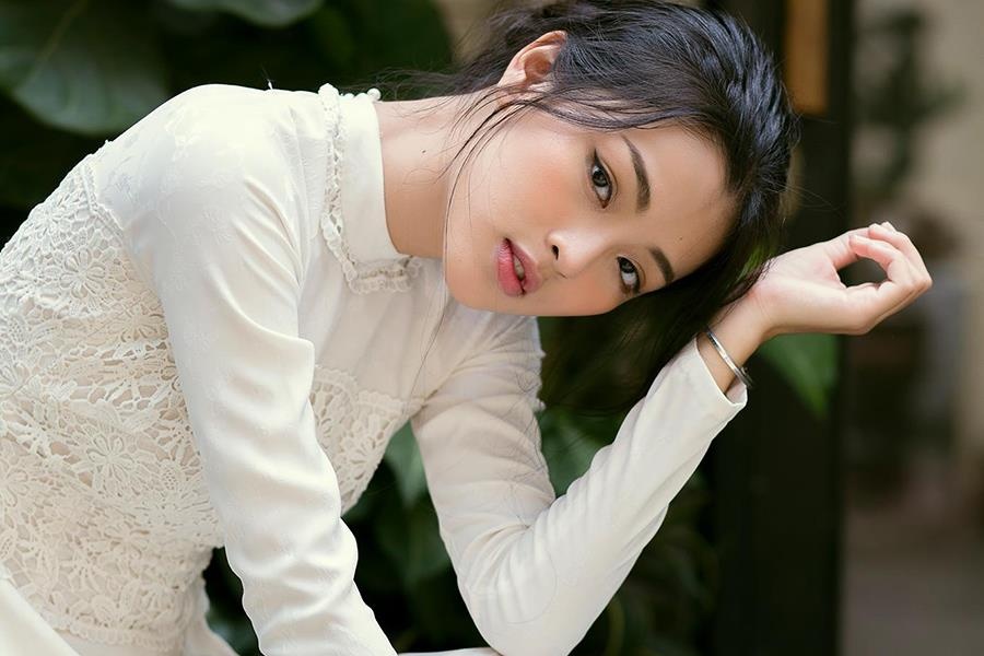 Dan hot girl the he moi nhan sac nhe nhang, trong veo nhu nang tho hinh anh