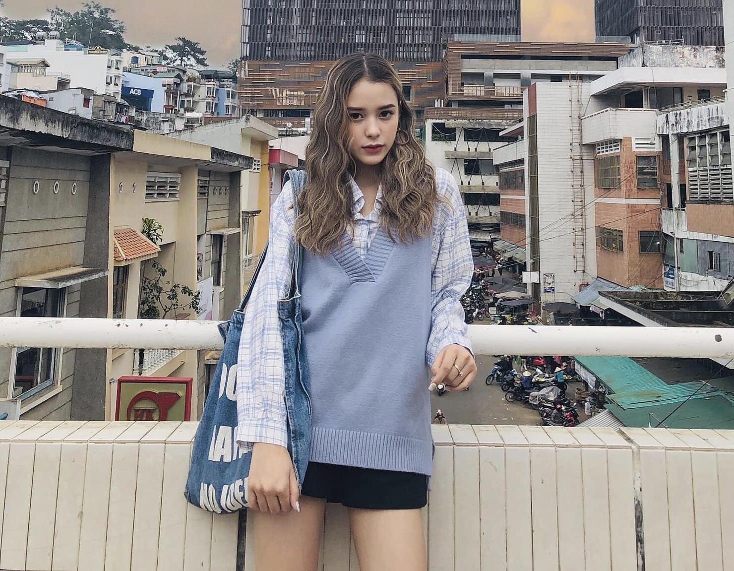 hot girl lai tay goi cam quyen ru anh 6