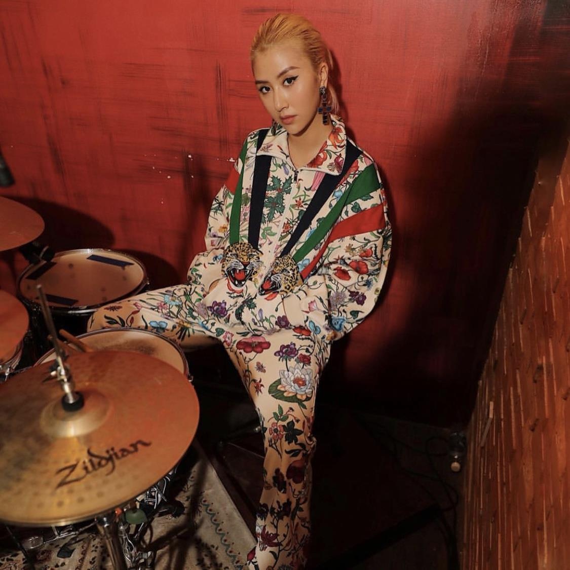 Hot girl phan dinh phung anh 10