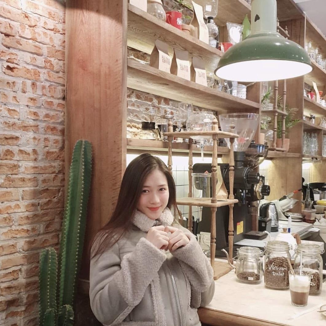 Hot girl phan dinh phung anh 14