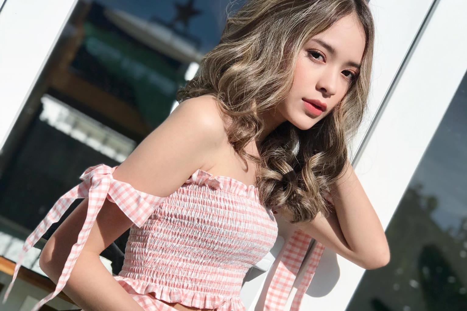 Khanh Uyen so huu guong mat thanh tu, mui cao, da sang hinh anh