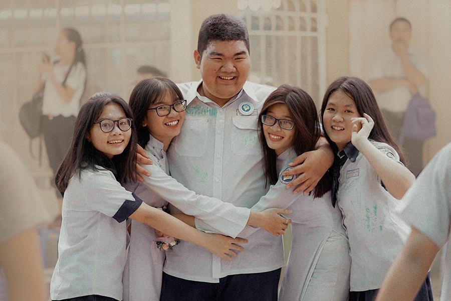 The he 2001 sap tot nghiep, tam biet thanh xuan voi mai truong cap 3 hinh anh