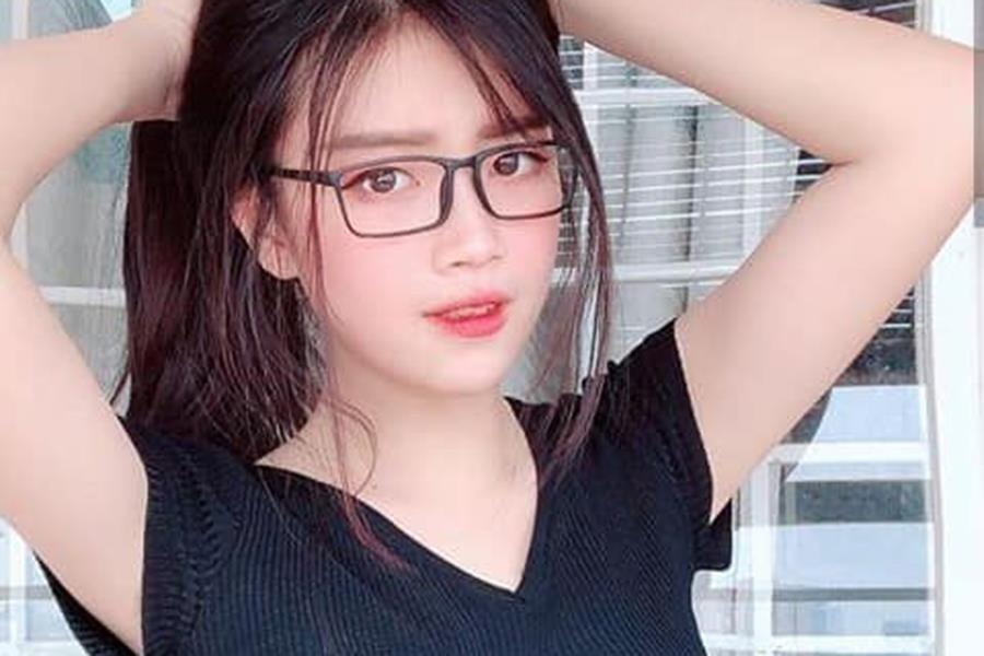 Bao Han so huu guong mat xinh xan, mai toc dai buong xoa nu tinh hinh anh