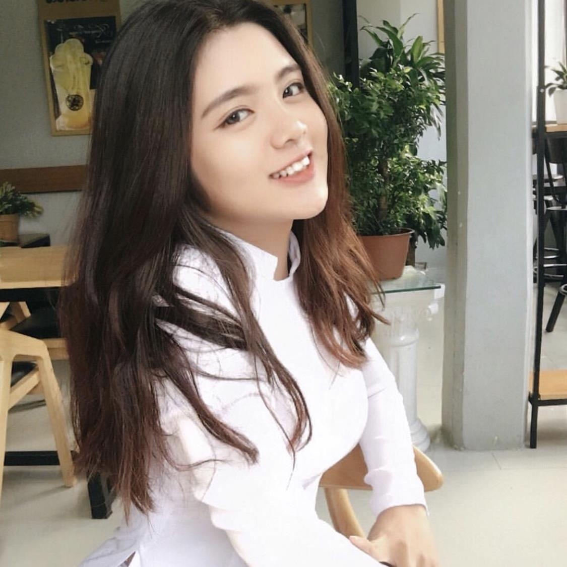 Hot girl 2k len bao nuoc ngoai anh 12